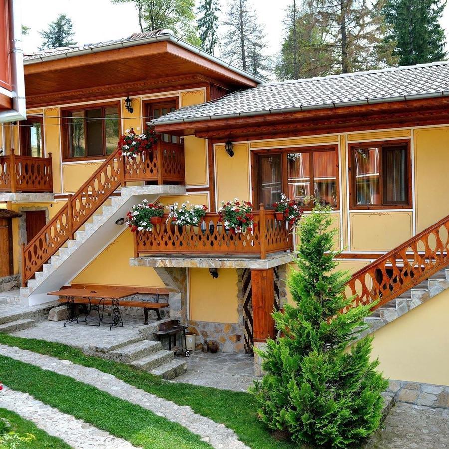 Guest House Mavrudieva Koprivshtitsa Esterno foto